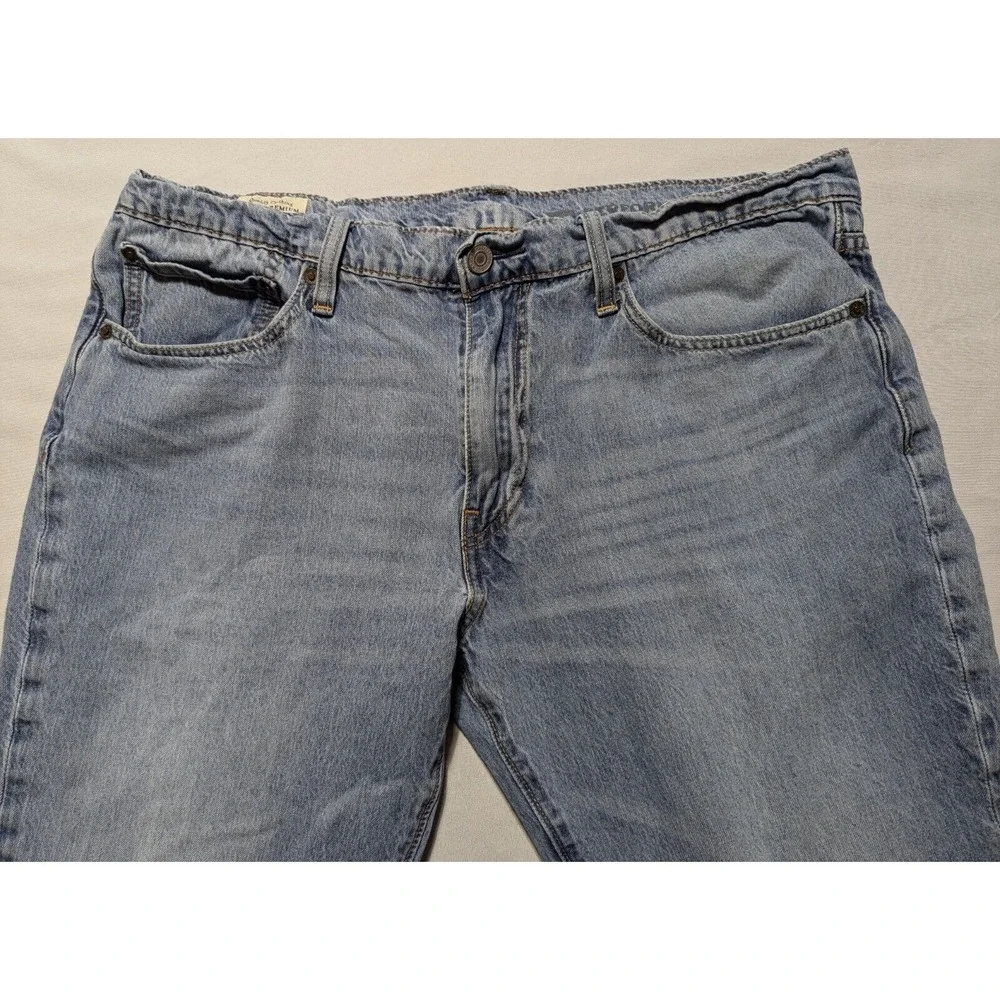 Levis levis 511